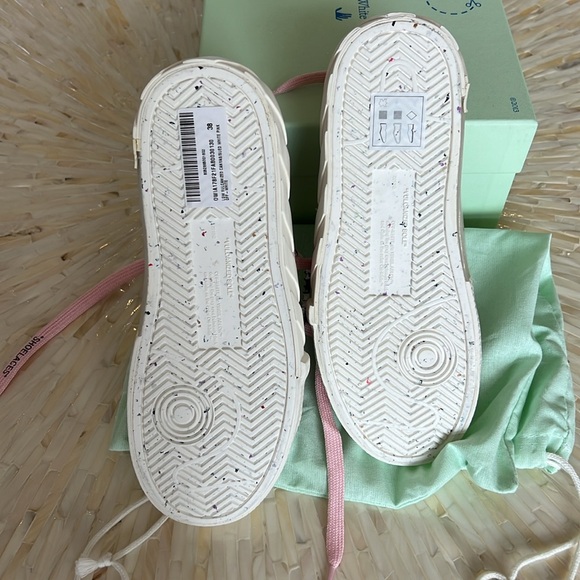 Off-WHITE BRAND NWT low vulcanized canvas suede white pink nwt - Picture 6 of 9